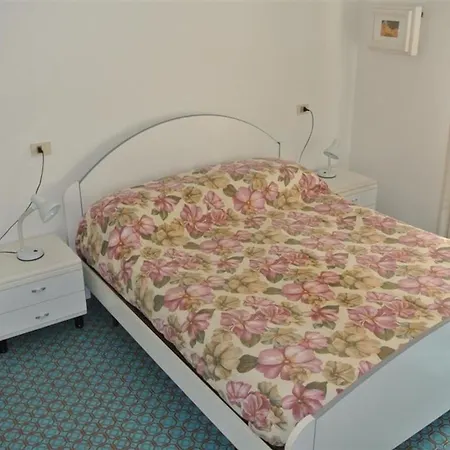 Ferienhaus Fuer 7 Personen Ca 45 Qm In Bibione, Adriakueste Italien Und Umgebung - B62949 * ビビオーネ